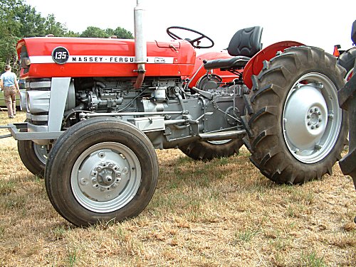 Massey Ferguson 135