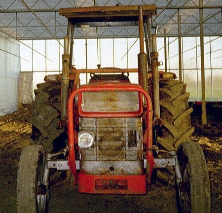 Massey Ferguson 152