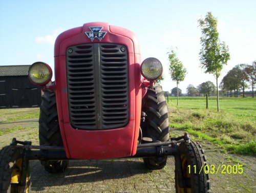 Massey Ferguson 821