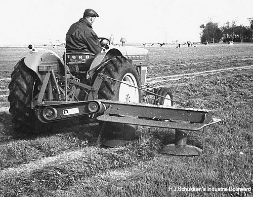 Ford met schukken cirkelmaaier