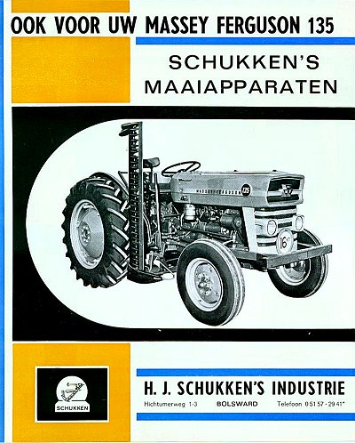 Een Schukken maalbalk aan Massey Ferguson 135 tractor
